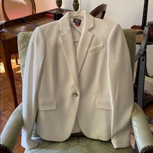 Vince camuto white blazer - size 4